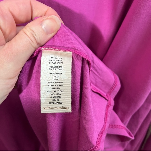 SOFT SURROUNDINGS Perfect Layers Top in Orchid 5AC72 - Picture 8 of 11